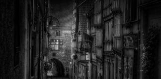 Jakie są najważniejsze instytucje rynku finansowego w Polsce?