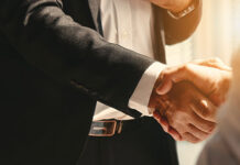 Bezpieczne umowy w biznesie — jak profesjonalna analiza prawna oszczędza firmie czas i pieniądze? Bezpieczne umowy w biznesie